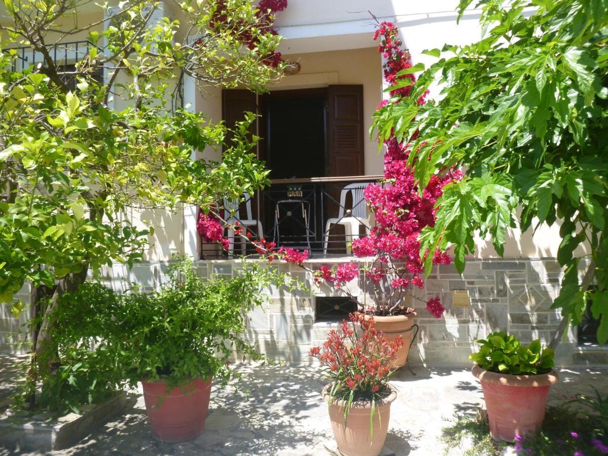 Evgenia's House * Kala Nera